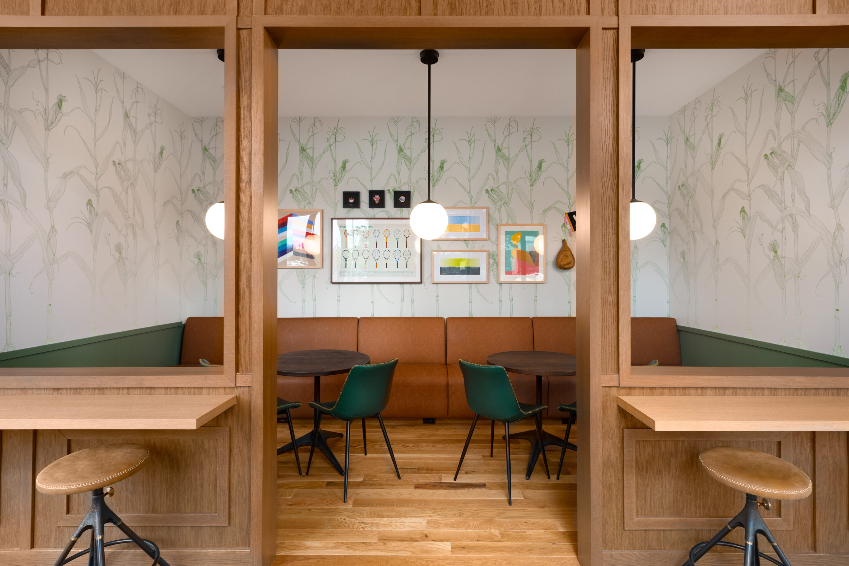 gathering room/coworking space