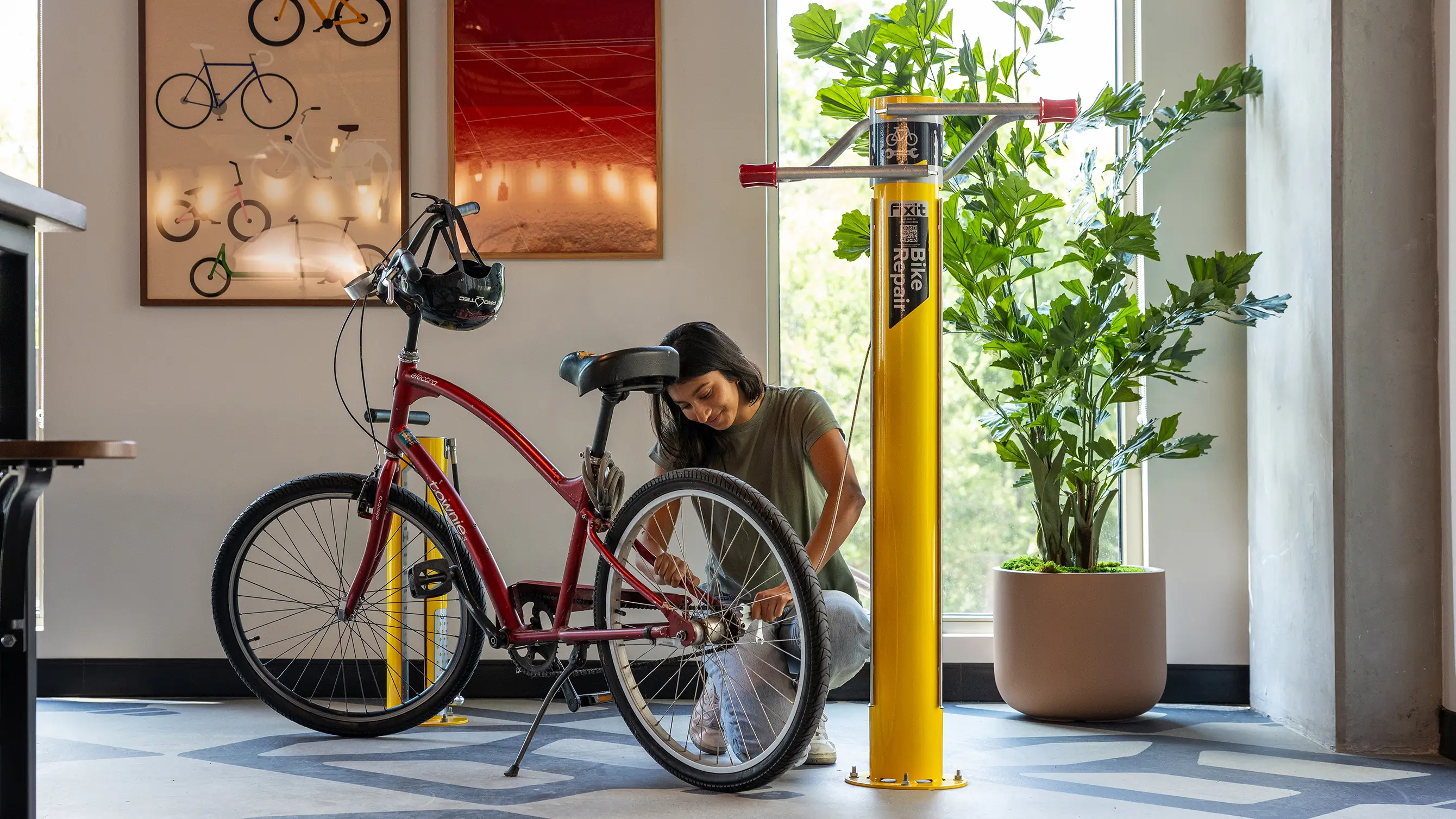 Bike repair station