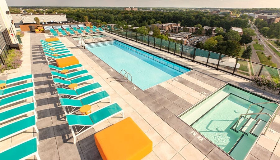 Rooftop Sundeck, Pool & Hot Tub