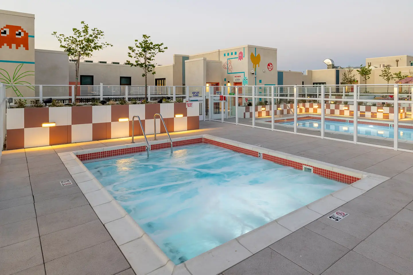 outdoor swimming pool