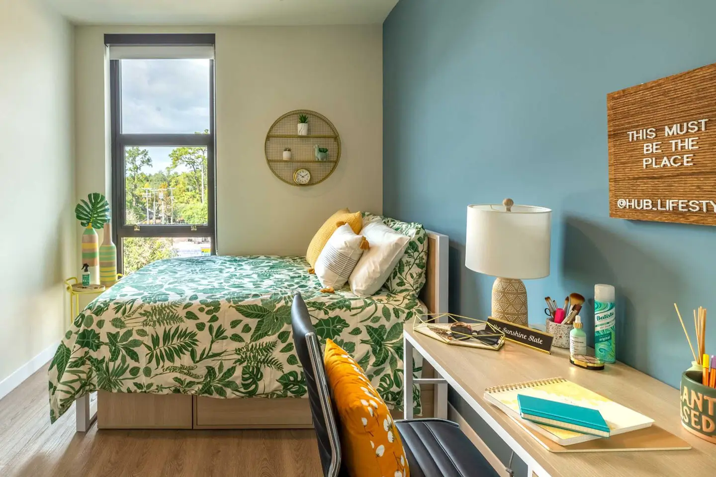 furnished Gainesville student apartment