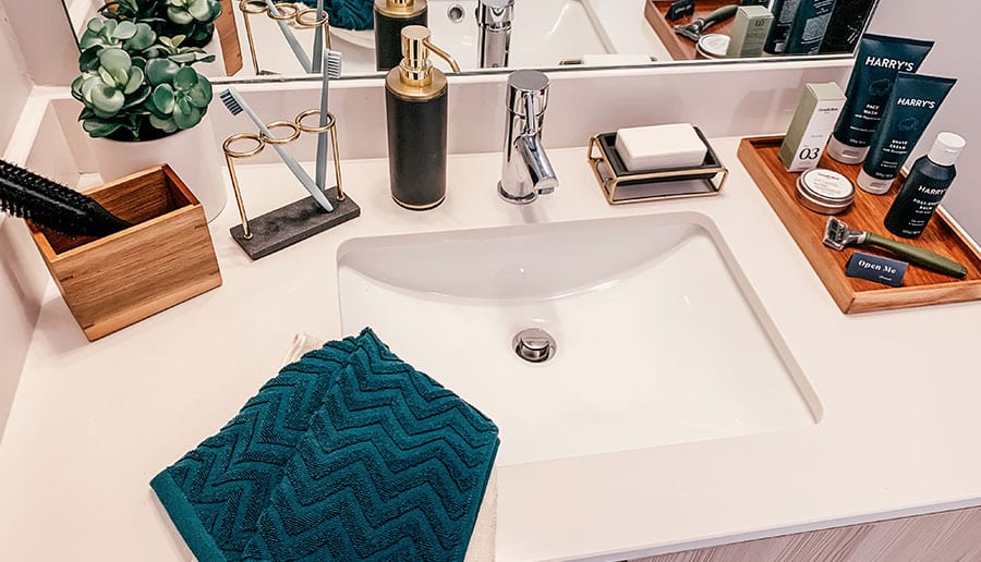 Walk-In Showers with Built-In Seating* and Glass Enclosure