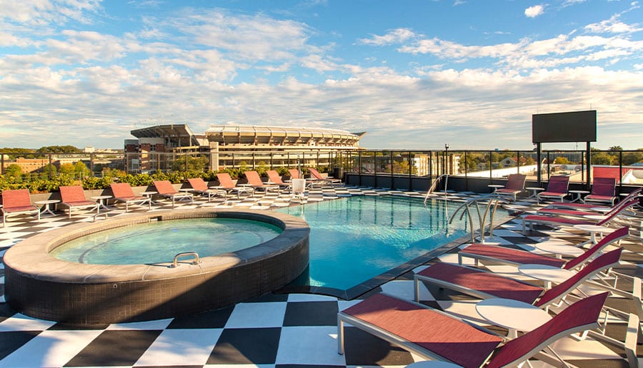 Rooftop Pool and Hot Tub