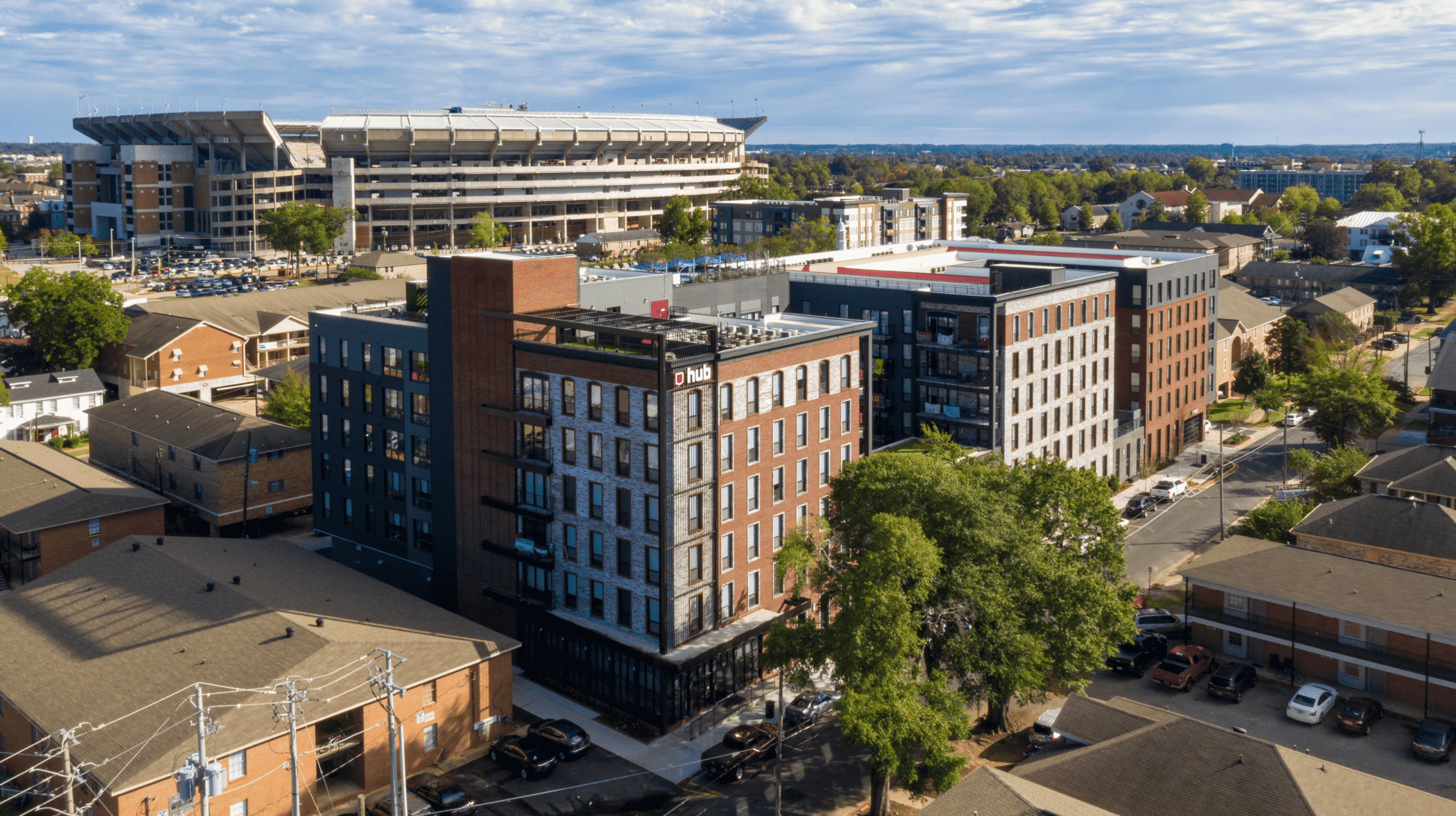 The exterior of Hub Tuscaloosa